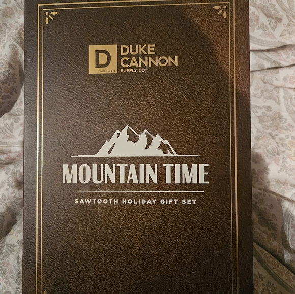 Brand New Duke Cannon Mountain Time Sawtooth Gift Set - Picture 3 of 6